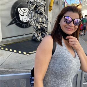 Meet your Posher, Lisett alexandra